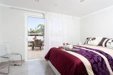 Island Village Sol Διαμέρισμα *